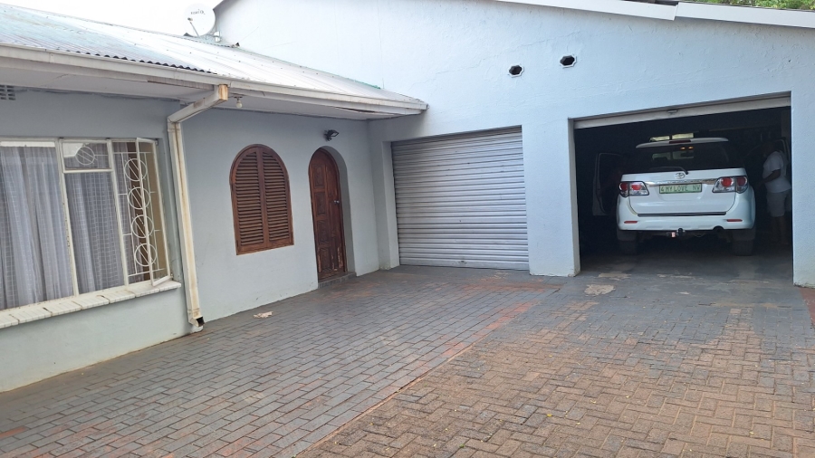 4 Bedroom Property for Sale in Potchefstroom South North West